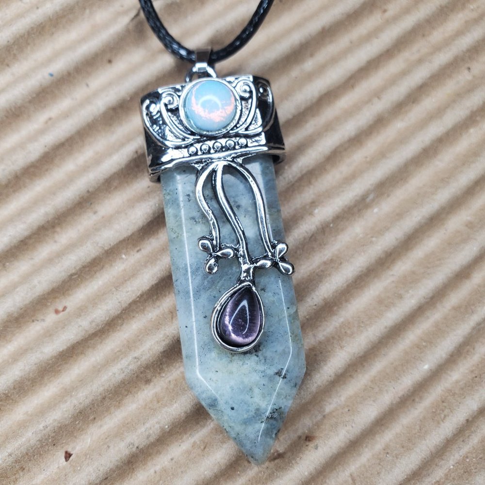 Labradorite Sphere Point Crystal Pendant Necklace & Leather Ring Bracelet (2)
